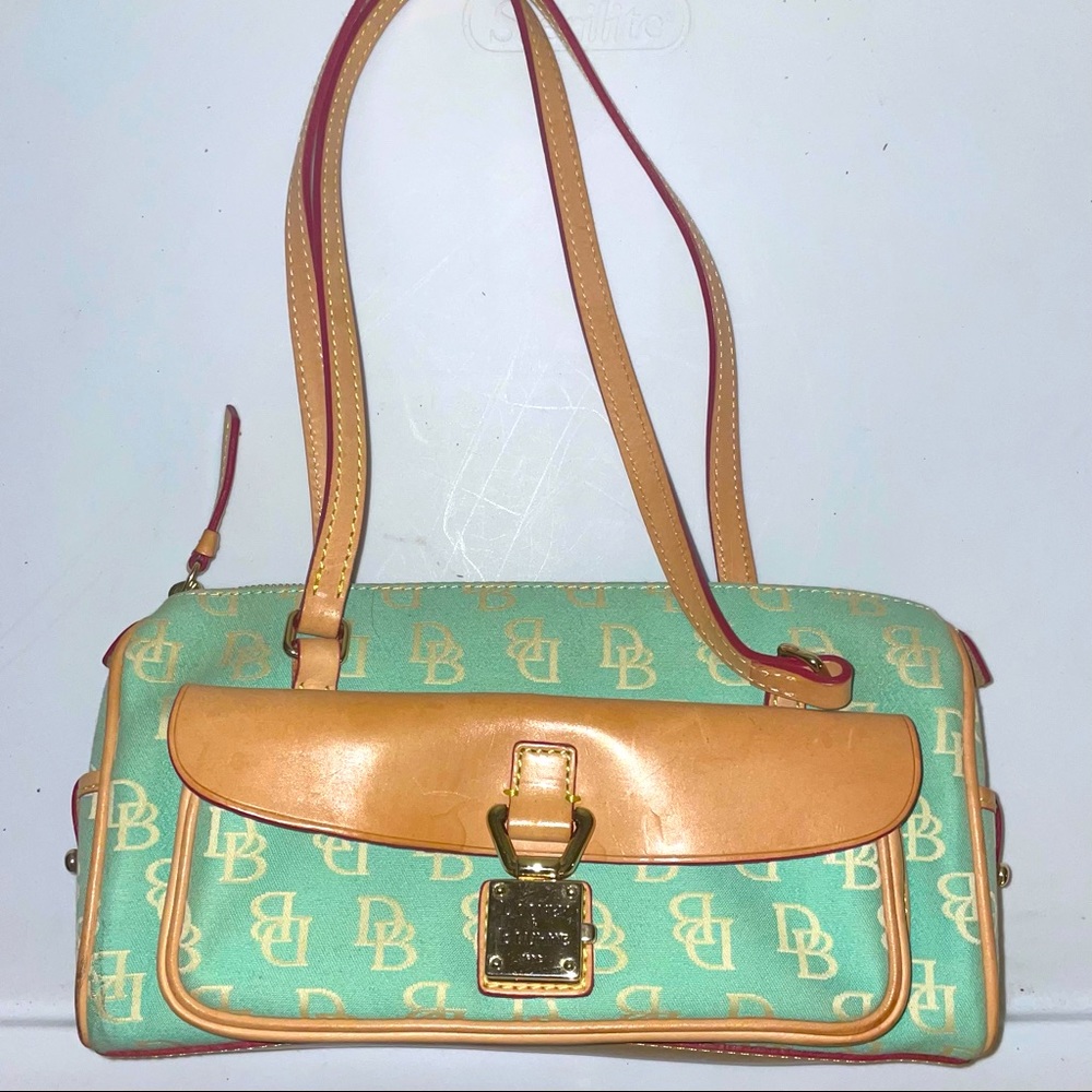 Dooney & Bourke hang bag